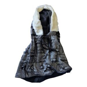 Women’s Hooded Cape Poncho Wrap Gray White Faux Fur Trim